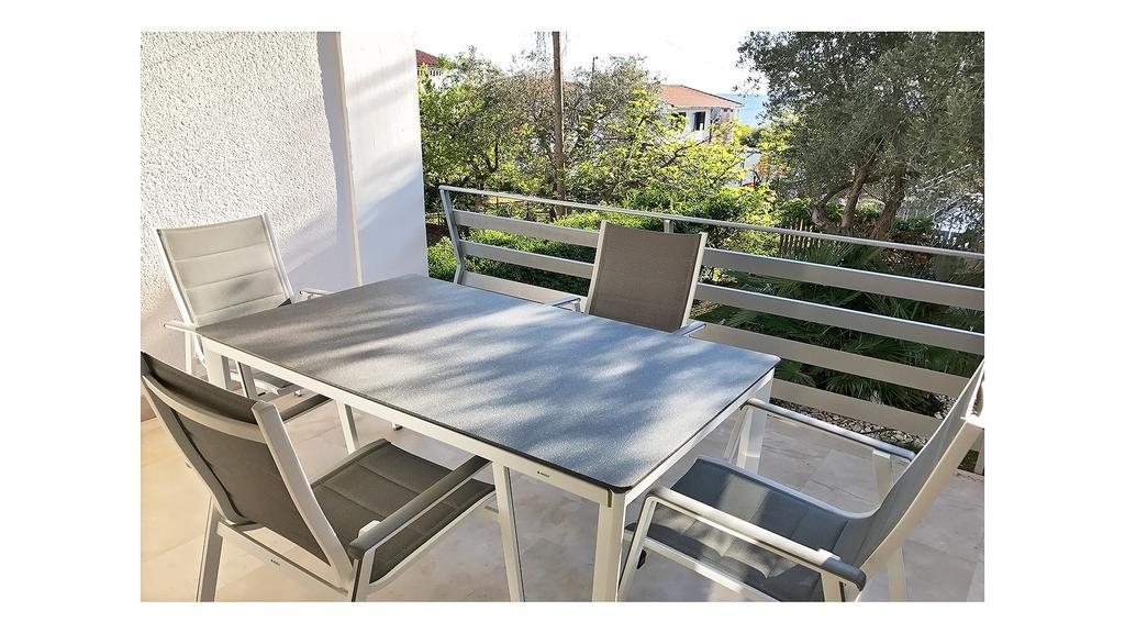 Apartments Gvarda أوماغ المظهر الخارجي الصورة