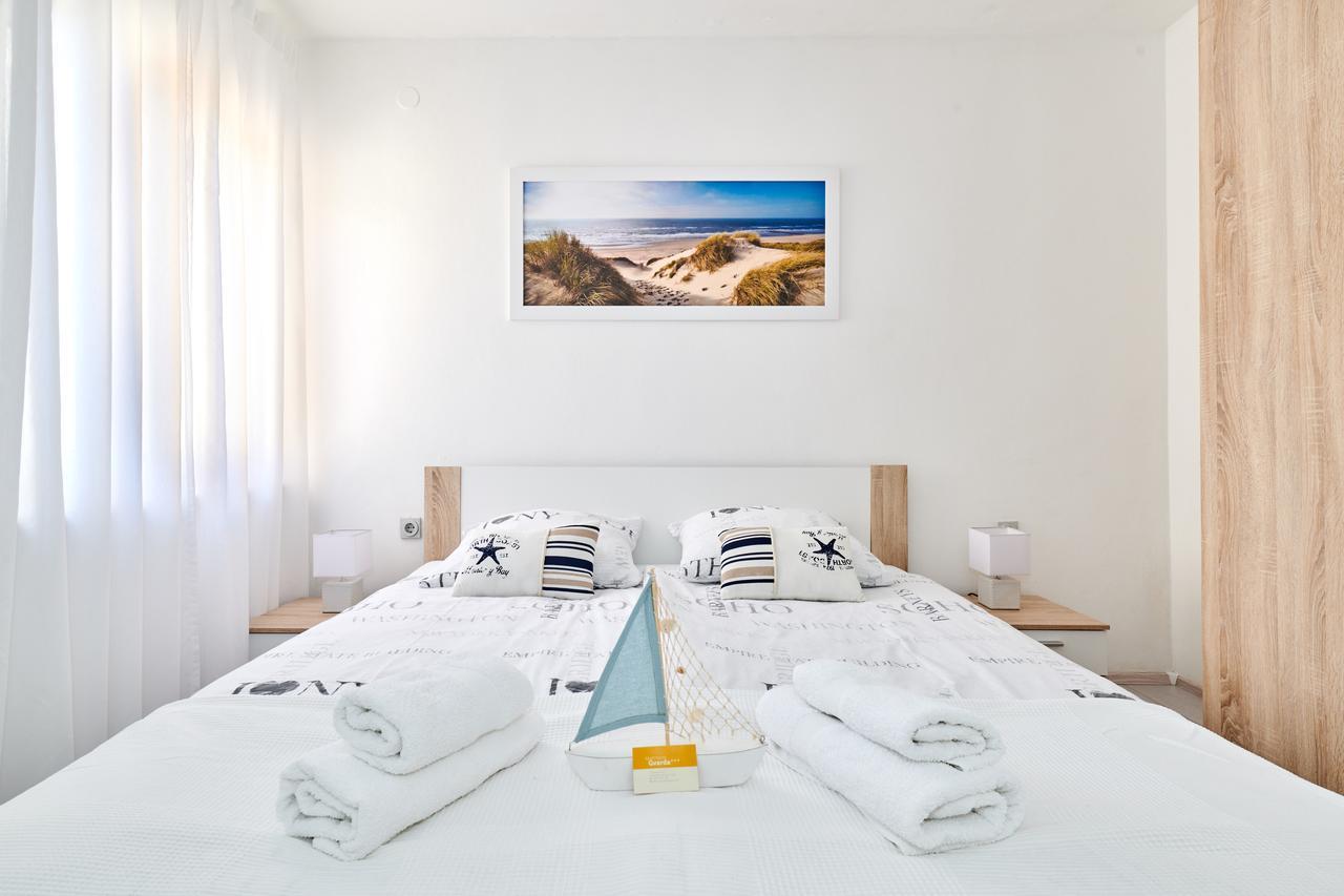 Apartments Gvarda أوماغ المظهر الخارجي الصورة